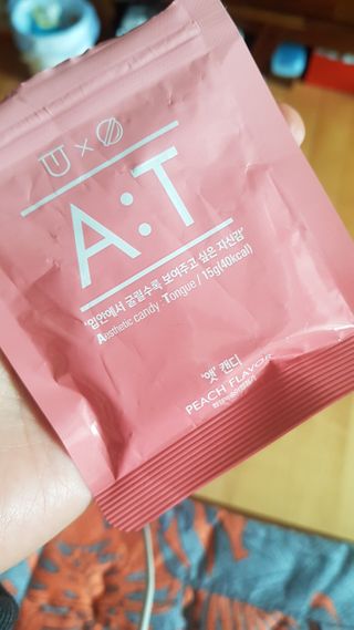 입 냄새 완화에 도움을 주는 에티켓 캔디 복숭아맛 앳캔디 — 4점을 준 리뷰어가 2020년 12월 올린 사용 사진