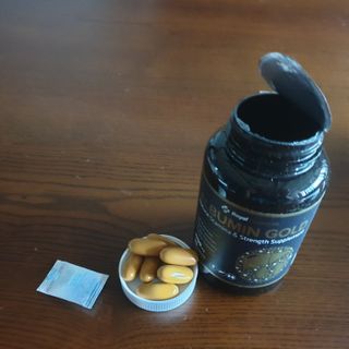 로얄 캐네디언 간이 먼저 알아채는 진한 알부민의 힘, 알부민 골드 — 4점을 준 리뷰어가 2023년 5월 올린 사용 사진