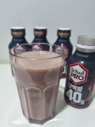 닥터유 프로 단백질 드링크 40g 초코 닥터유 프로 단백질드링크 40g 초코 — 5점을 준 리뷰어가 2024년 9월 올린 사용 사진