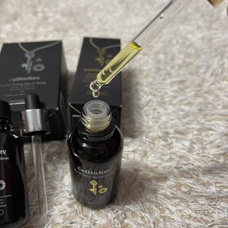 코매료 셀인키 리바이탈 퍼펙트 세럼 2종(천연오일100프로+순수비타민c150,000ppm) — 5점을 준 리뷰어가 2024년 2월 올린 사용 사진