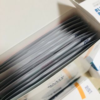 [블루 본 아이노우] 유아용 컬러마스크 40 PCS SET 2중 택 1 — 5점을 준 리뷰어가 2021년 4월 올린 사용 사진