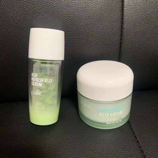 김정문알로에 큐어 큐어 알로에 리프레쉬 젤리 세럼, 큐어 알로에 하이드로 젤리 크림 — 5점을 준 리뷰어가 2021년 3월 올린 사용 사진