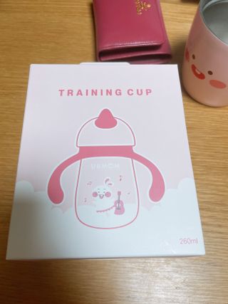유비맘 트라이탄 코니빨대컵_컬러 랜덤 발송 — 4점을 준 리뷰어가 2021년 3월 올린 사용 사진
