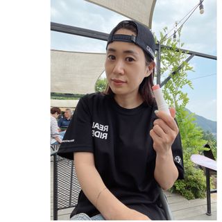 트윙클라 안티링클 샤이닝 멀티밤 — 5점을 준 리뷰어가 2022년 6월 올린 사용 사진