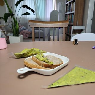 [몰리노 프로젝트] 클래식 과카몰리/ 트러플 과카몰리/ 와사비 과카몰리 — 5점을 준 리뷰어가 2021년 6월 올린 사용 사진