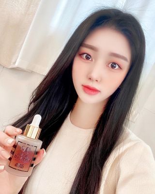 자민경 크레마카라콜 울트라 90 프로폴리스 앰플 — 5점을 준 리뷰어가 2021년 2월 올린 사용 사진
