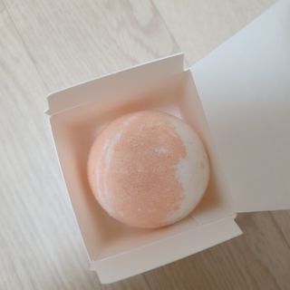 버블데이 아로마/과일 거품 입욕제 — 5점을 준 리뷰어가 2021년 7월 올린 사용 사진