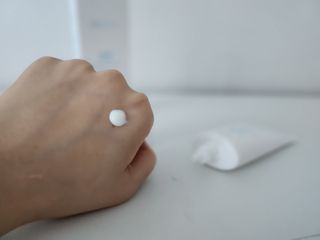 엠디스픽 무향자차 수분 선크림 PSF50+ PA++++ 50ml — 5점을 준 리뷰어가 2023년 3월 올린 사용 사진