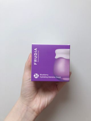 [후르디아] 72시간 블루베리 속살 수분크림 — 4.5점을 준 리뷰어가 2021년 5월 올린 사용 사진