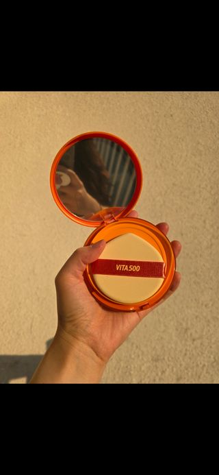 광동생활건강 MF[광동] 비타500✨주름개선·미백·SPF50+🌞퍼펙트쉴드 빅 선쿠션 본품 — 4점을 준 리뷰어가 2024년 5월 올린 사용 사진