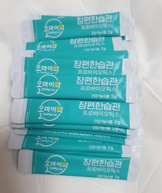 [유산균] 오마이락 장편한습관 프로바이오틱스 30P — 5점을 준 리뷰어가 2022년 11월 올린 사용 사진