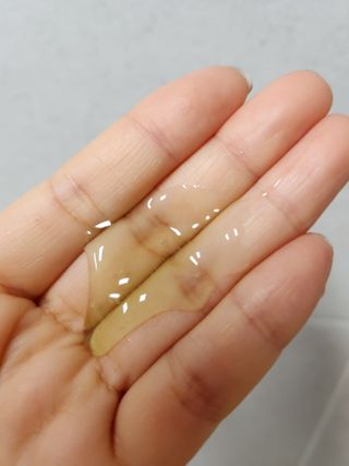 프리마인 메이크업과 들뜨는 각질까지 한방에 깐달걀로! 순하기까지한 셀베이스 그린티클렌저(200ml) — 5점을 준 리뷰어가 2023년 5월 올린 사용 사진