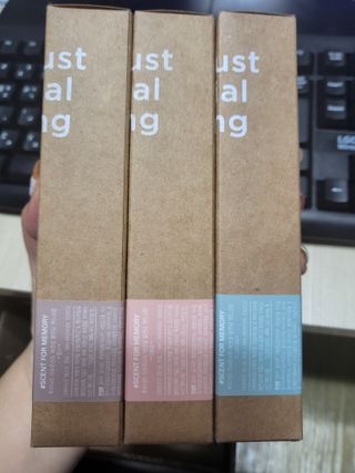 [후르디아] 끈적임 없는 착한성분 비건  핸드크림 3종 — 5점을 준 리뷰어가 2021년 10월 올린 사용 사진