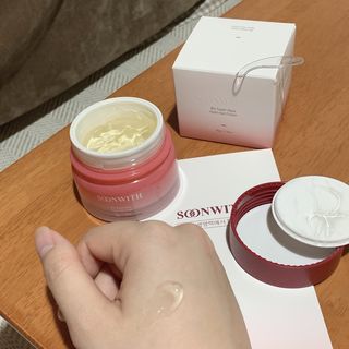 SOONWITH 바이오 수퍼 아쿠아 하이드로 젤 크림 — 4.5점을 준 리뷰어가 2021년 3월 올린 사용 사진