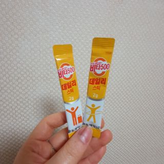 광동제약 [광동] 비타500데일리스틱 70포X2개 + 뚱랑이엽서 + 쇼핑백 증정 — 5점을 준 리뷰어가 2022년 1월 올린 사용 사진