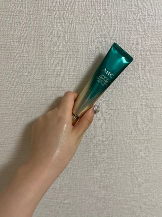 [NEW 탄력유턴 아이크림] AHC 유스 래스팅 리얼 아이크림 포 페이스 — 5점을 준 리뷰어가 2021년 1월 올린 사용 사진