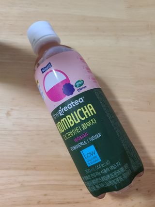 더그레잇티 콤부차 [매일유업] 더그레잇티 44kcal 콤부차 300ml *12개입 (오리지널 6개+베리리치 6개) — 4.5점을 준 리뷰어가 2023년 8월 올린 사용 사진