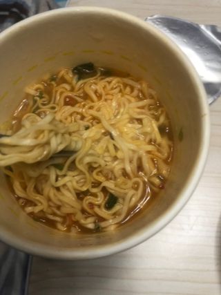 NISSIN 닛신 컵누들  4종 - 씨푸드오리지날, 씨푸드 스파이시, 씨푸드 커리, 씨푸드 XO소스 — 5점을 준 리뷰어가 2022년 12월 올린 사용 사진