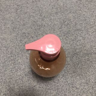 벨먼 내추럴스파 수분광채 스크럽 바디워시 600ml 5종 — 5점을 준 리뷰어가 2022년 5월 올린 사용 사진