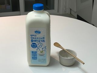 프리_[덴마크] 진하고 더 고소한 플레인 요거트 1.8L — 5점을 준 리뷰어가 2025년 5월 올린 사용 사진