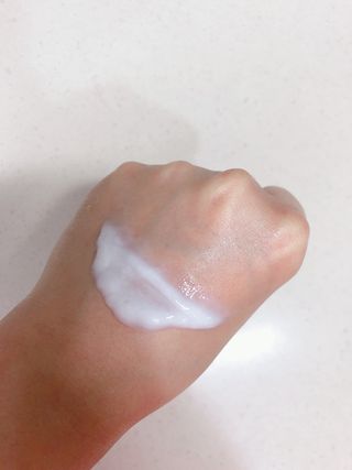 카프리나 산양밀크 모이스춰라이징 바디로션 350ml(라벤더향) — 4점을 준 리뷰어가 2023년 5월 올린 사용 사진