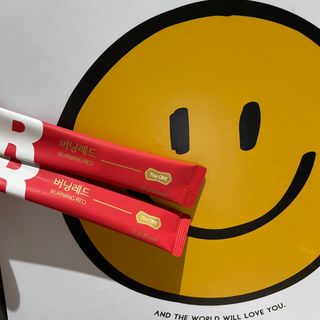 디오르 버닝레드 — 5점을 준 리뷰어가 2022년 3월 올린 사용 사진
