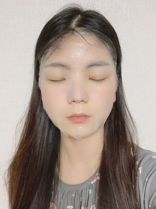 Dr.느루벗 느루벗 EGF FGF 스킨 리커버리 마스크 10장 — 4점을 준 리뷰어가 2021년 3월 올린 사용 사진