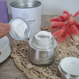CRE8SKIN(크리에이트스킨) 화사한크림 — 5점을 준 리뷰어가 2022년 3월 올린 사용 사진