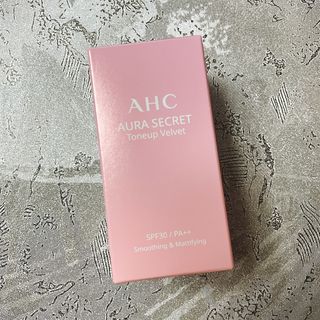 AHC 아우라 시크릿 톤업 벨벳 — 3점을 준 리뷰어가 2021년 4월 올린 사용 사진
