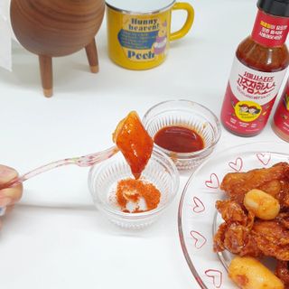 [서울시스터즈] 김치시즈닝 국내 최초 뿌려먹는 김치파우더 100g 1개+ 신제품 고추장 핫소스 185g 1개 — 4점을 준 리뷰어가 2021년 9월 올린 사용 사진