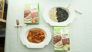 [풀무원] 식물성 저당질식 세트, 두부면 매콤라구파스타와 두부면 직화짜장 — 5점을 준 리뷰어가 2021년 3월 올린 사용 사진