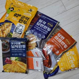 (주)성경순만두 곤약만두.콘치즈만두,삼각당면만두,당면 야끼만두,대구전통 납작만두,떡뽁이 매콤소스,달콤소스 — 4점을 준 리뷰어가 2023년 4월 올린 사용 사진