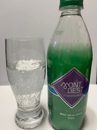몽베스트 Montbest with Sparkling water Plain 20병 — 5점을 준 리뷰어가 2021년 10월 올린 사용 사진