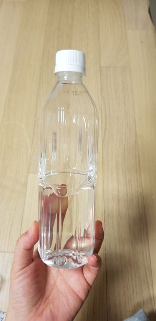아쿠아스 플레이버워터 ★[아쿠아스] 제로칼로리 플레이버워터 복숭아/청포도 1BOX 20개입 — 5점을 준 리뷰어가 2021년 4월 올린 사용 사진