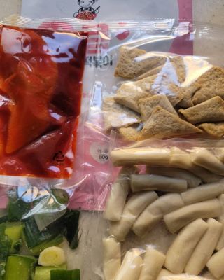 응큼떡볶이 — 4점을 준 리뷰어가 2021년 3월 올린 사용 사진