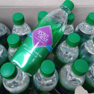 몽베스트 Montbest with Sparkling water Plain 20병 — 5점을 준 리뷰어가 2021년 10월 올린 사용 사진