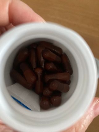 프리마인 홍삼의 강력한 에너지, 이제는 흡수율을 높인 최첨단 캡슐로 간편하게 초고속 충전하세요. — 5점을 준 리뷰어가 2022년 3월 올린 사용 사진