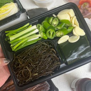 마라도푸드 포항 구룡포 햇 과메기 야채세트 마라도회식당 꽁치 — 5점을 준 리뷰어가 2023년 11월 올린 사용 사진