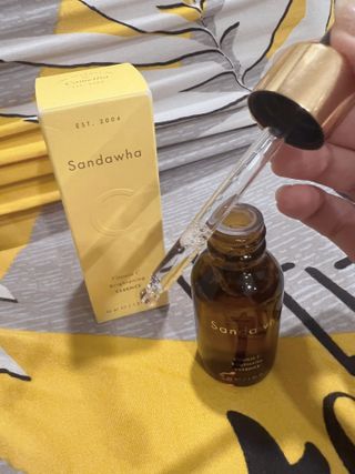 스킨큐어 산다화 비타민c 화이트닝 에센스 30ml — 5점을 준 리뷰어가 2023년 9월 올린 사용 사진