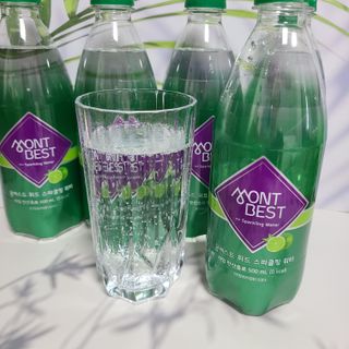 몽베스트 Montbest with Sparkling water Lime20병 — 5점을 준 리뷰어가 2022년 7월 올린 사용 사진