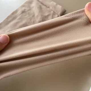 시그바리스 다이나벤 의료용 압박 스타킹 [종아리형] 여름철 다리 붓기 관리 하지정맥류 예방 — 5점을 준 리뷰어가 2024년 6월 올린 사용 사진
