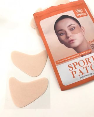 원에이드 알로에사포나리아 투명 골프패치 & 원에이드 하이드로겔 스포츠패치 — 4점을 준 리뷰어가 2022년 8월 올린 사용 사진