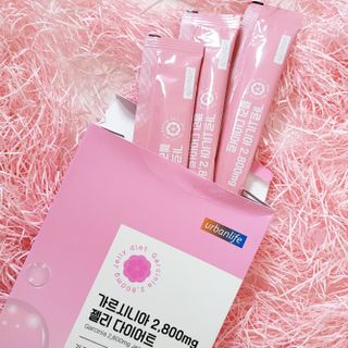 주식회사 얼굴반쪽 [얼굴반쪽 가르시니아 2,800mg] x 14포 1주 젤리 다이어트 보조제 체지방감소 — 5점을 준 리뷰어가 2021년 10월 올린 사용 사진