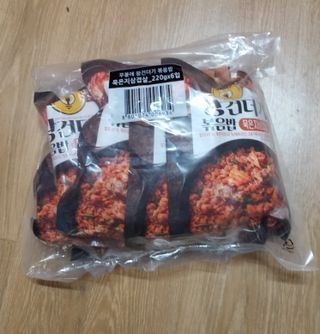 한성기업 무볼레 왕건더기 볶음밥 묵은지삼겹살 — 5점을 준 리뷰어가 2021년 10월 올린 사용 사진