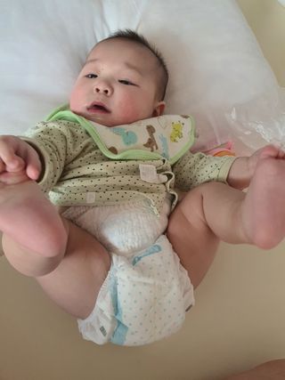 오브맘 밤 프리미엄 아기 기저귀 팬티형 밴드형 — 5점을 준 리뷰어가 2021년 1월 올린 사용 사진