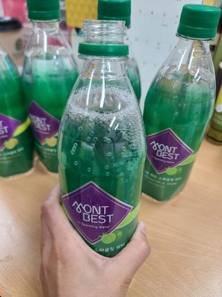 몽베스트 Montbest with Sparkling water Lime20병 — 5점을 준 리뷰어가 2021년 10월 올린 사용 사진