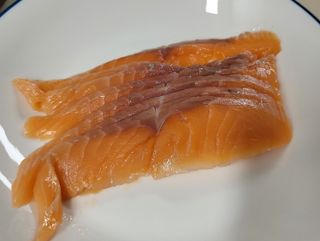 밸런스 다이어트랩 밸다랩 프리미엄 훈제연어 슬라이스 120g — 4점을 준 리뷰어가 2023년 4월 올린 사용 사진
