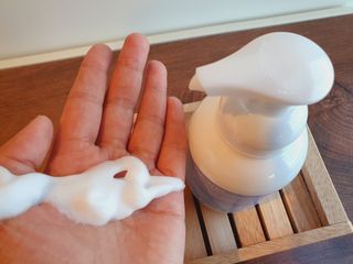 약손명가코스메틱 에오스보떼 브라이트닝 버블 폼 클렌징 300ml — 5점을 준 리뷰어가 2021년 12월 올린 사용 사진