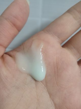 [후르디아] 아보카도 비건 약산성 효소필링젤 — 5점을 준 리뷰어가 2024년 3월 올린 사용 사진