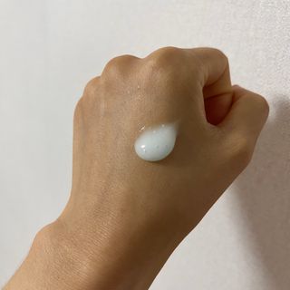 랑벨 수퍼내츄럴 아쿠아 수딩 크림 100ml — 5점을 준 리뷰어가 2022년 5월 올린 사용 사진